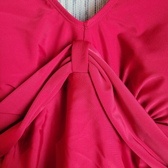 NWOT Swimwear Swimsuit One Piece Size Large Women’s Red Layer Short Sleeve - Picture 6 of 9